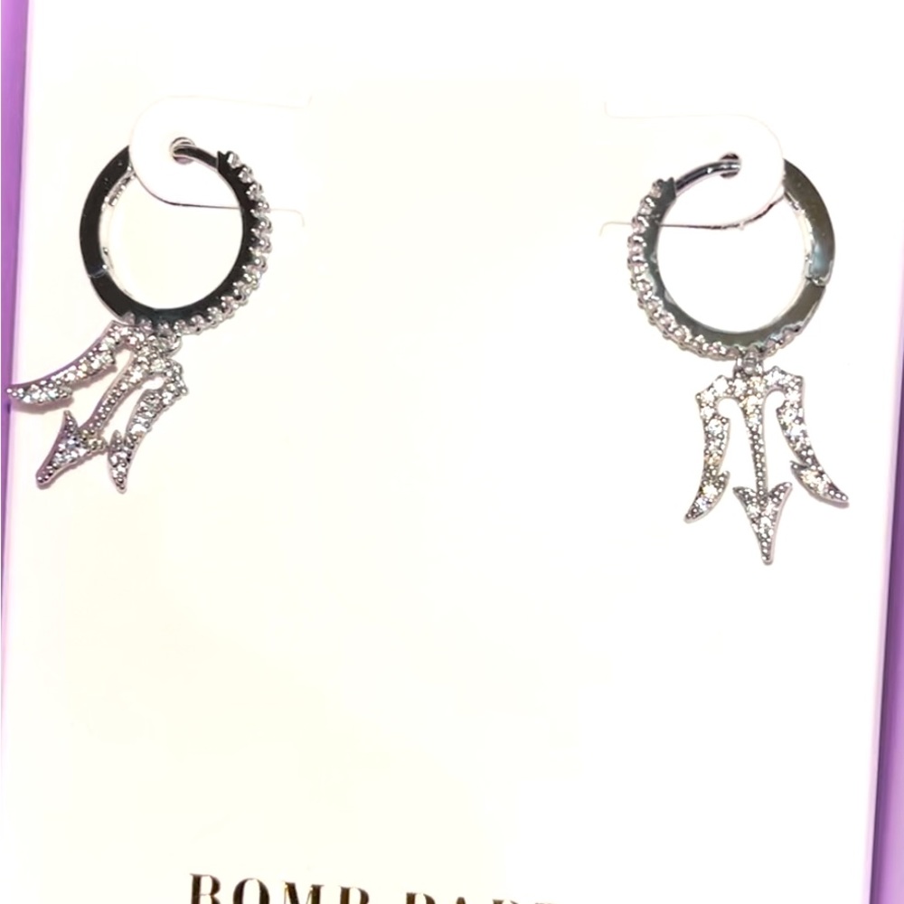 The Trident Hoops